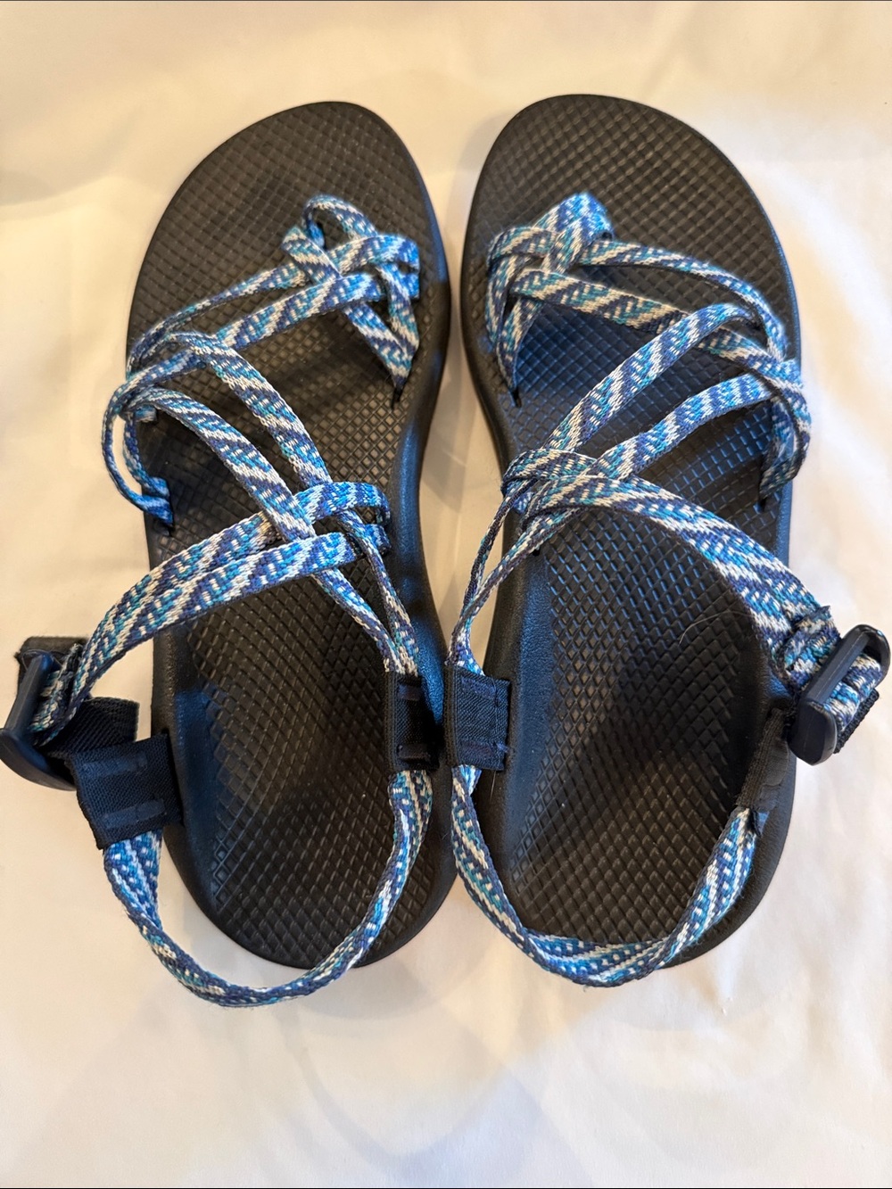 Chaco Blue and White Rope-Strap Outdoor Sandalsr